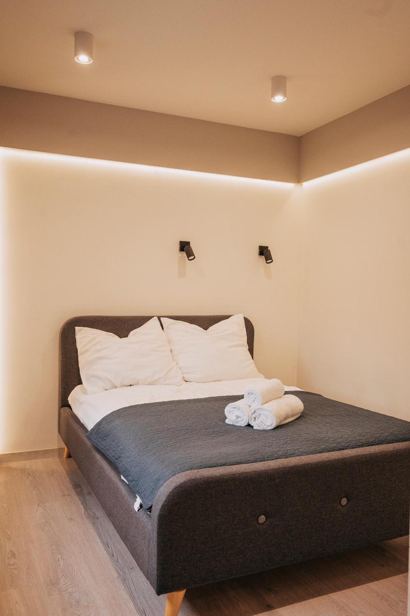 Niron Apartament Kapucynska Pila Luaran gambar