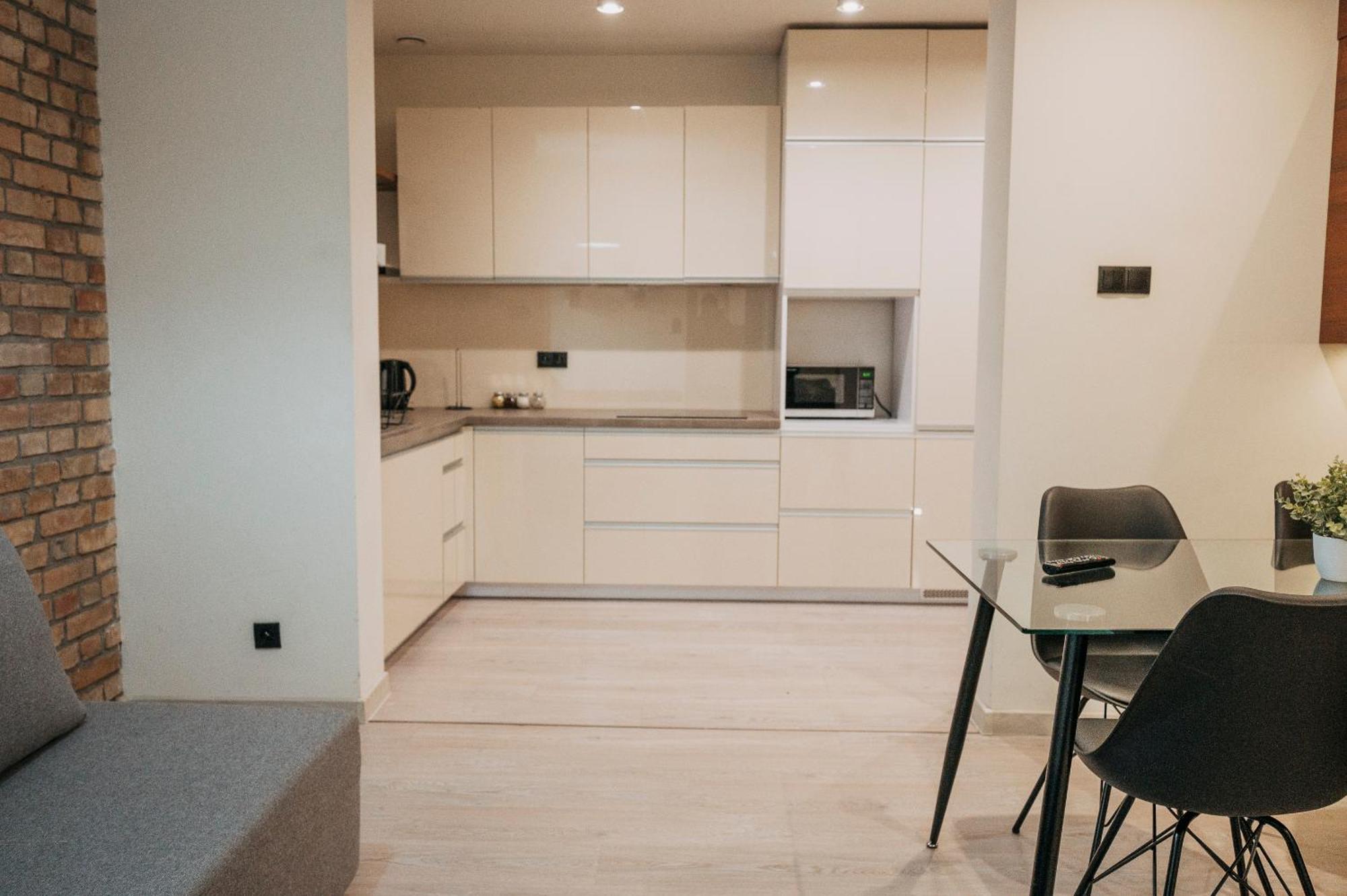 Niron Apartament Kapucynska Pila Luaran gambar